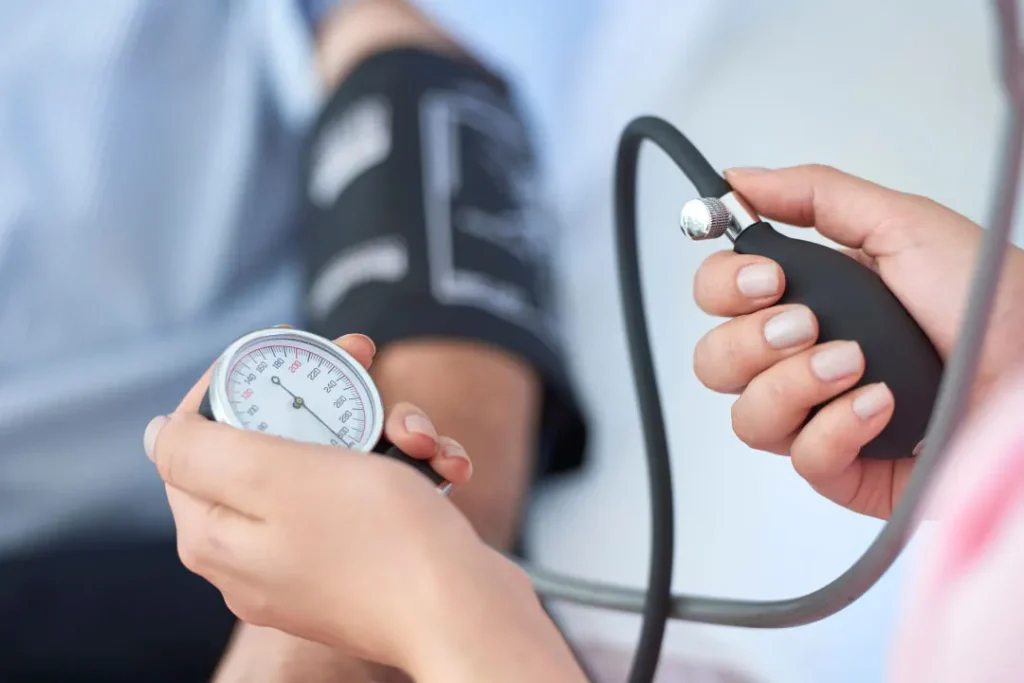 dr check blood pressure