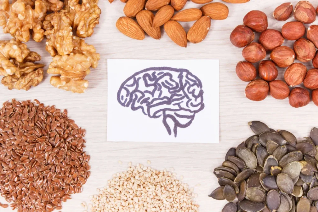 Nuts for a healthy brain. 