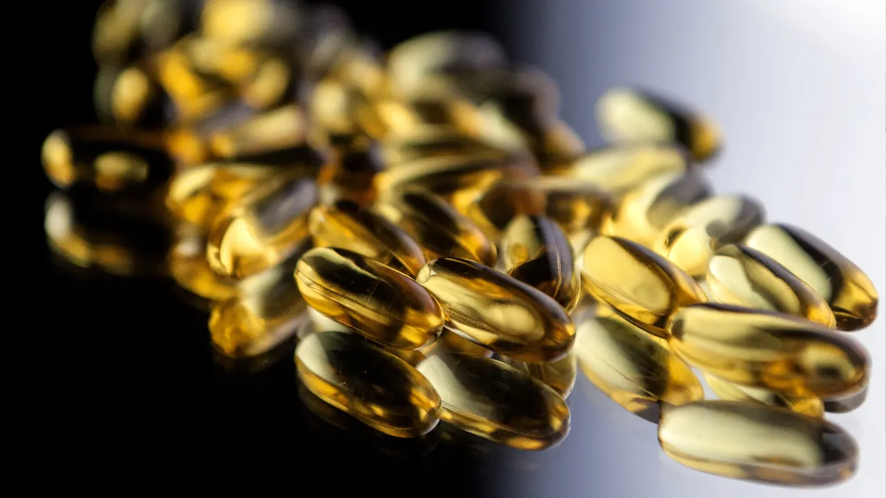 Shark Liver Oil Benefits, Dosage, Side Effects, Drug Interactions, and